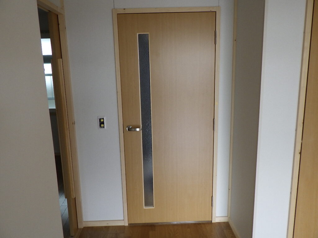 入口ドア製作の画像